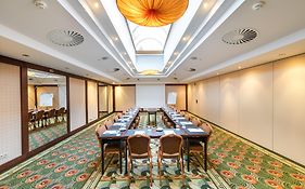 Lindner Hotel Prague Castle